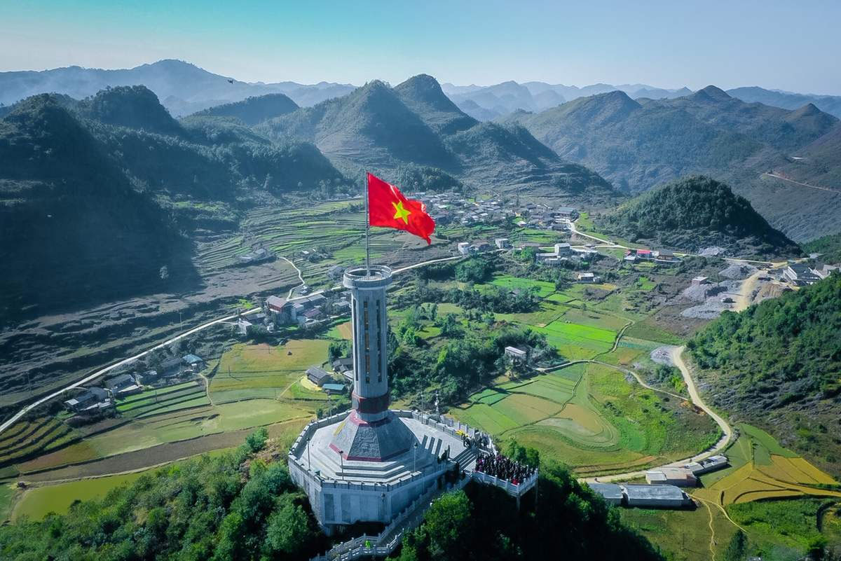 Cao Bang - Ban Gioc Waterfall - Ha Giang Loop Tour 5 Days 4 Nights
